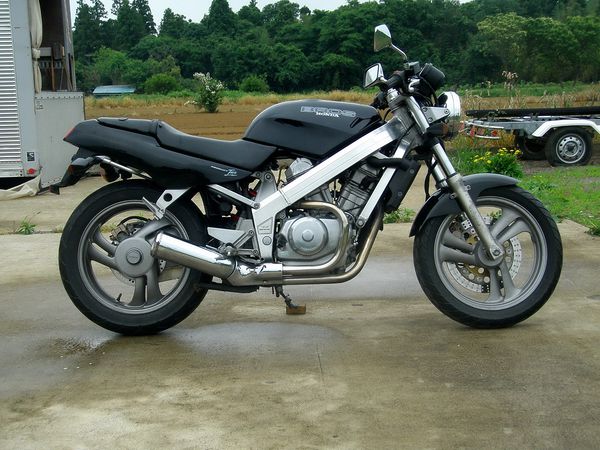 Honda bros 400 характеристики